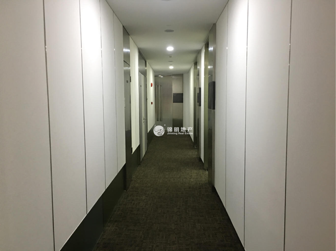 世博滨江绿地海外滩159平米写字楼出租